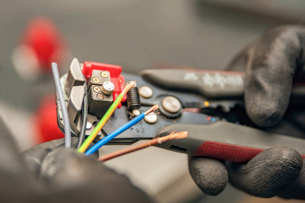 Best Electrical Installation Contractor  in Sheffield Lake, OH